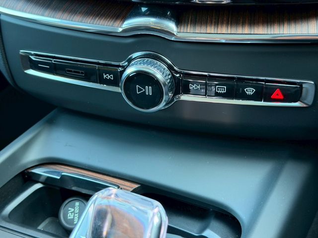 VOLVO XC60 2024 Image 31