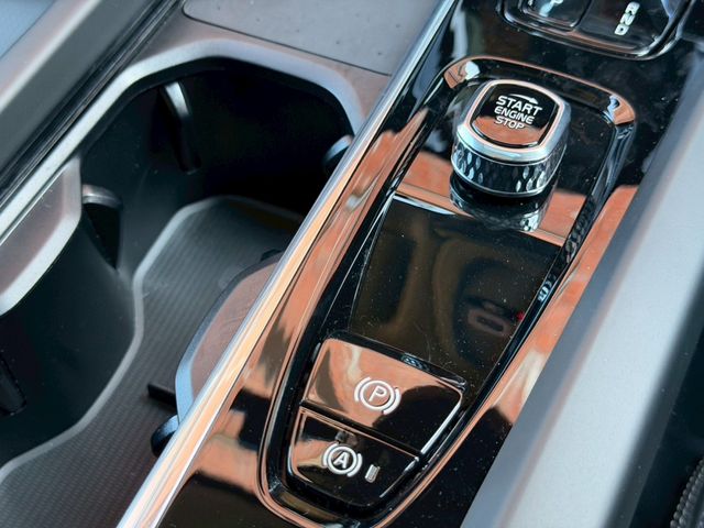 VOLVO XC60 2024 Image 31