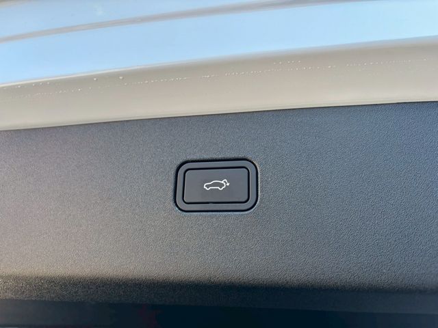 VOLVO EX30 2024 Image 31