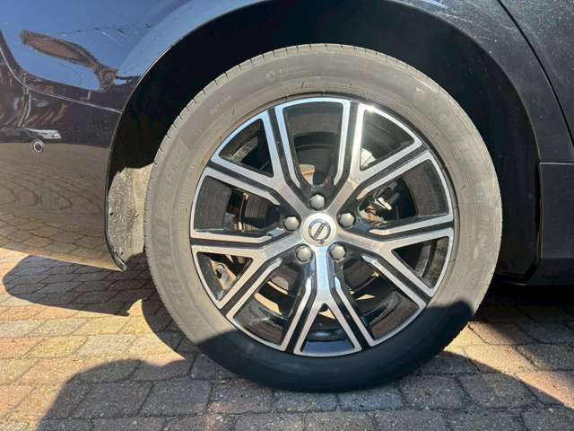 VOLVO V60 2024 Image 31