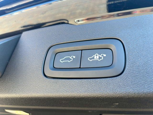 VOLVO V60 2024 Image 31