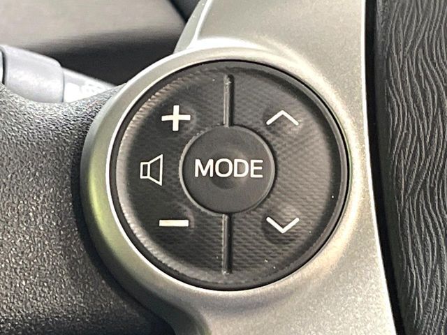 TOYOTA PRIUS 2013 Image 31