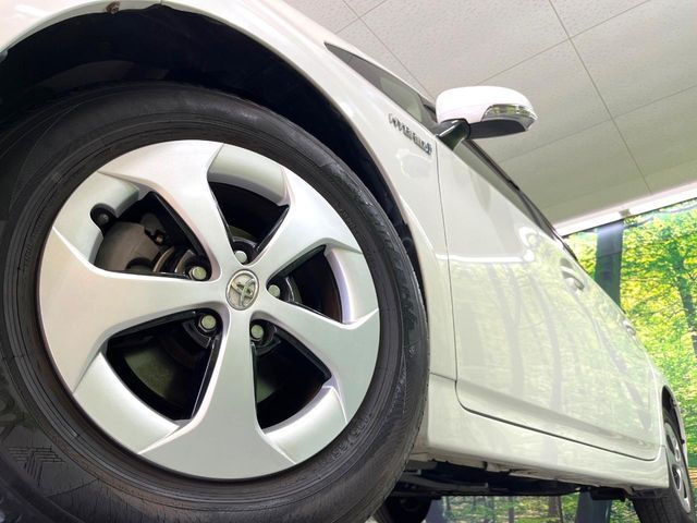 TOYOTA PRIUS 2013 Image 31