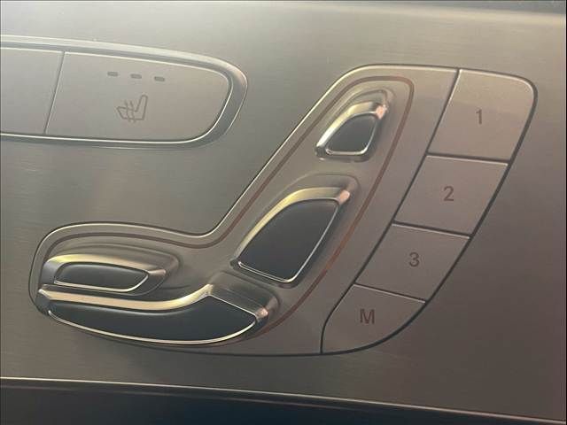 MERCEDES BENZ GLC CL 2017 Image 31