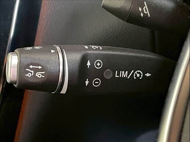 MERCEDES BENZ GLC CL 2017 Image 31