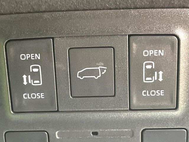 TOYOTA NOAH HYBRID 2023 Image 31