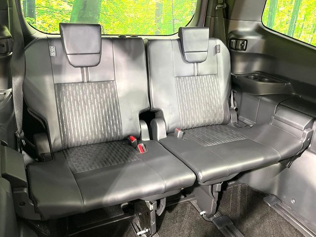 TOYOTA NOAH HYBRID 2023 Image 31