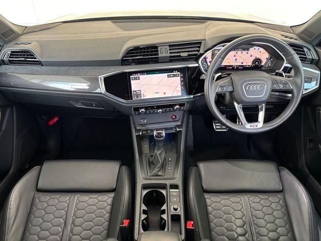 AUDI RS Q3 2024 Image 31