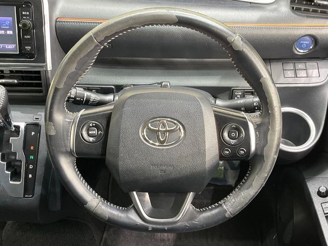 TOYOTA SIENTA HYBRID 2016 Image 31