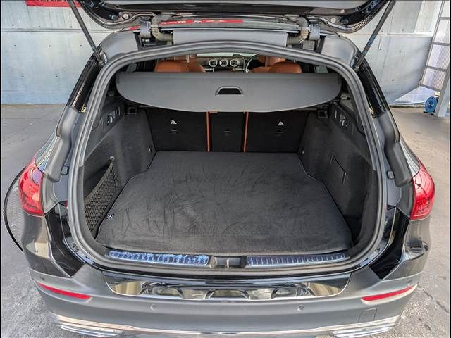 MERCEDES BENZ C CLAS 2022 Image 31