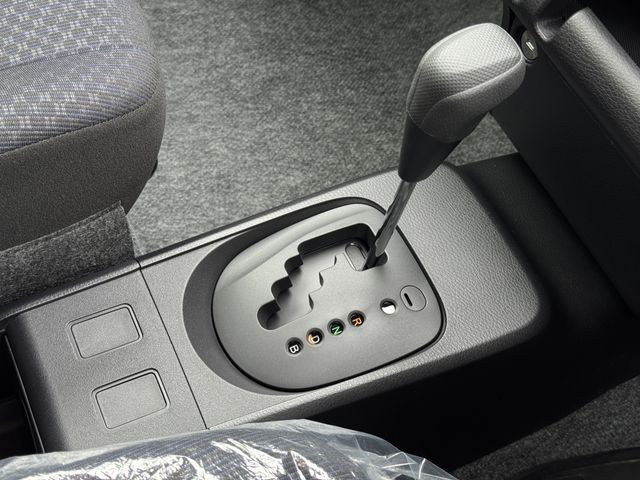 TOYOTA PROBOX VAN HYBRID 2026 Image 31