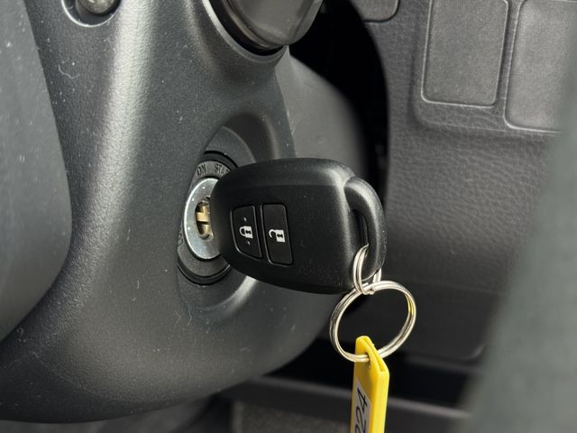 TOYOTA PROBOX VAN HYBRID 2026 Image 31