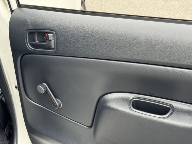 TOYOTA PROBOX VAN HYBRID 2026 Image 31