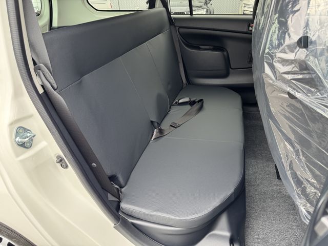 TOYOTA PROBOX VAN HYBRID 2026 Image 31