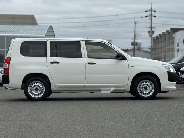 TOYOTA PROBOX VAN HYBRID 2026 Image 31