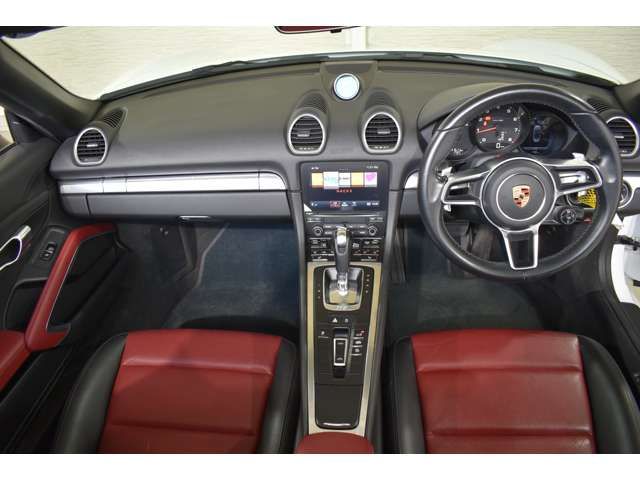 PORSCHE 718BOXSTER 2019 Image 31