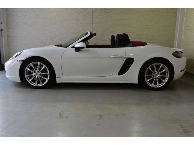 PORSCHE 718BOXSTER 2019 Image 31