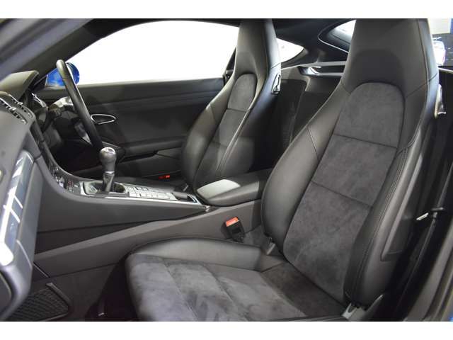 PORSCHE 718CAYMAN 2018 Image 31