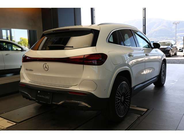 MERCEDES BENZ EQA 2025 Image 31