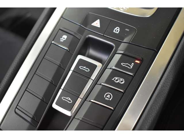 PORSCHE 718BOXSTER 2019 Image 31