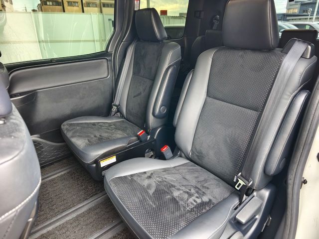 TOYOTA VOXY 2021 Image 31