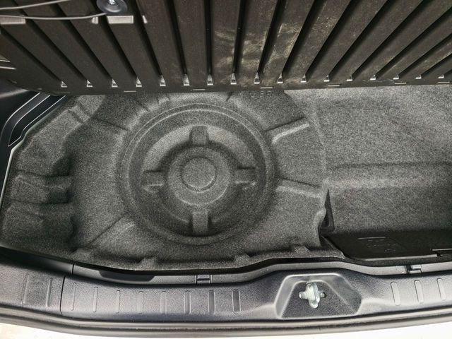 TOYOTA VOXY 2021 Image 31