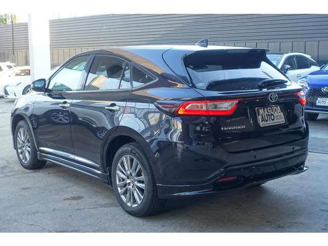 TOYOTA HARRIER HYBRID 2017 Image 31