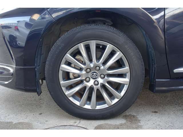 TOYOTA HARRIER HYBRID 2017 Image 31