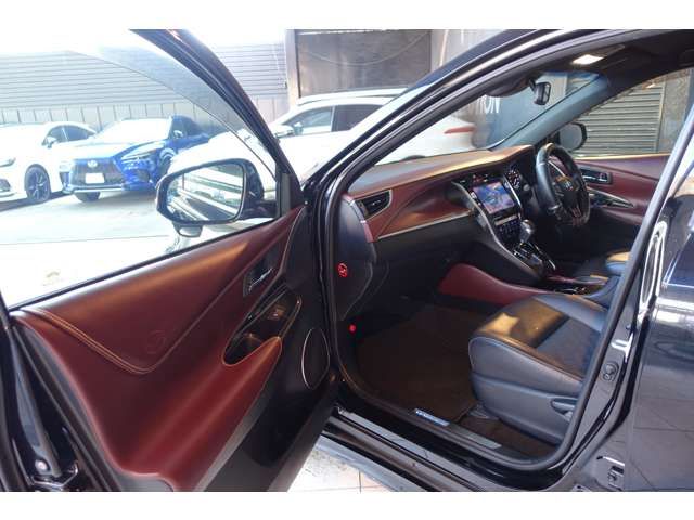 TOYOTA HARRIER 2WD 2018 Image 31