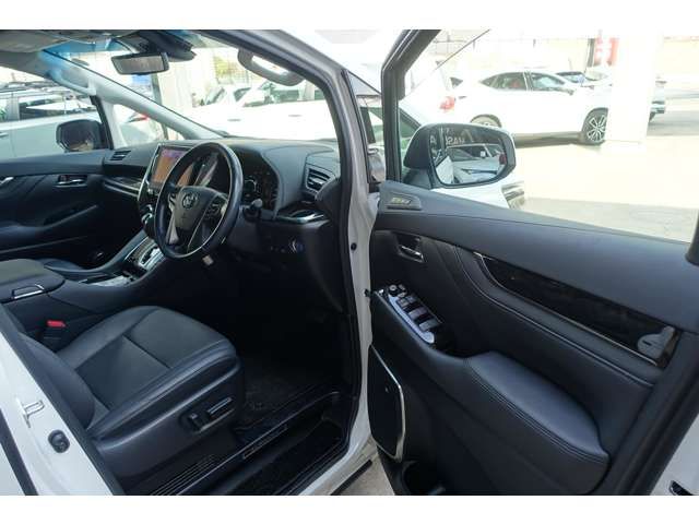 TOYOTA ALPHARD HYBRID 4WD 2021 Image 31