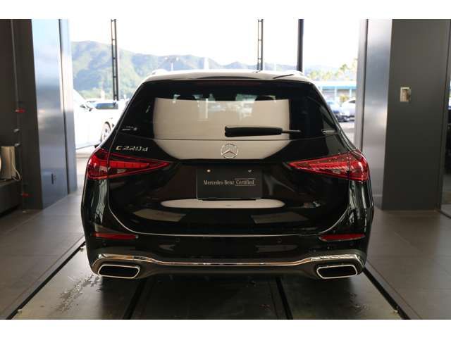 MERCEDES BENZ C CLAS 2024 Image 31