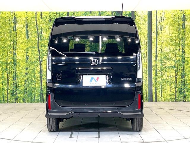HONDA N BOX CUSTOM 2024 Image 31