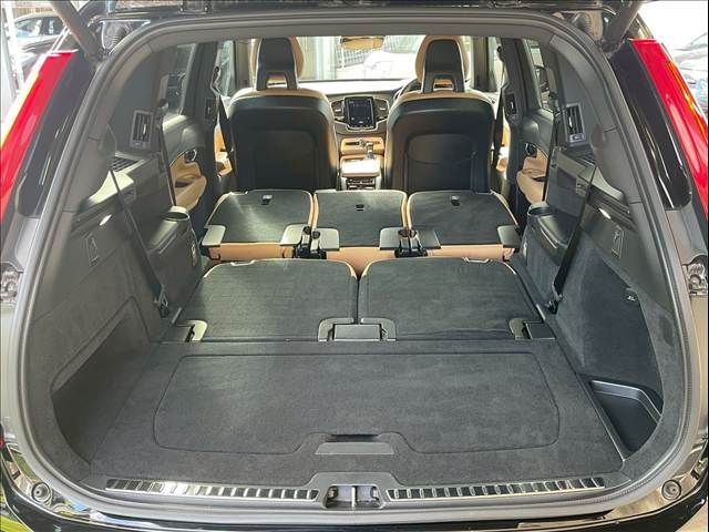 VOLVO XC90 2016 Image 31