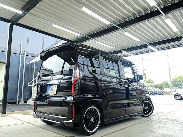 HONDA N BOX CUSTOM 2017 Image 31