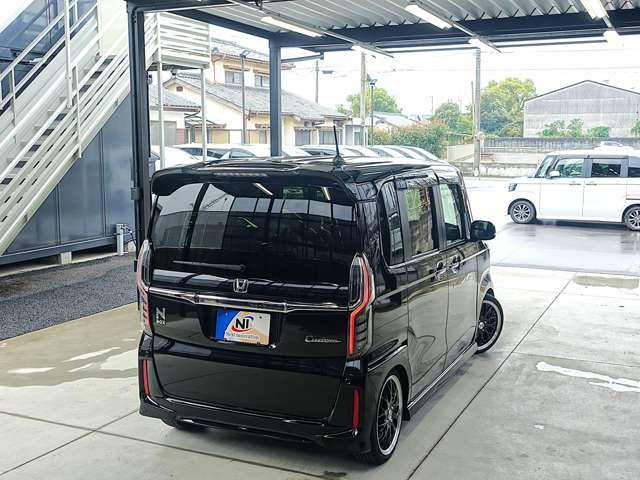 HONDA N BOX CUSTOM 2017 Image 31