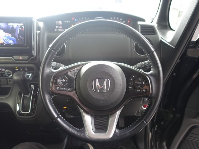 HONDA N BOX CUSTOM 2017 Image 31