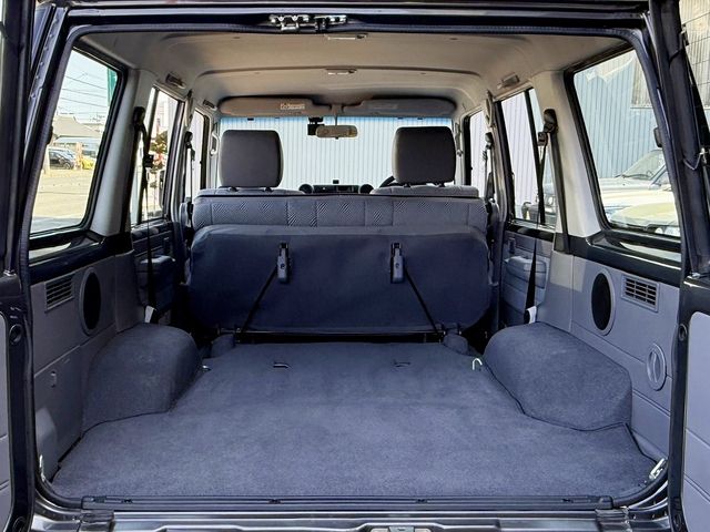 TOYOTA LANDCRUISER VAN 2015 Image 31