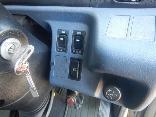 HINO RANGER 2002 Image 31