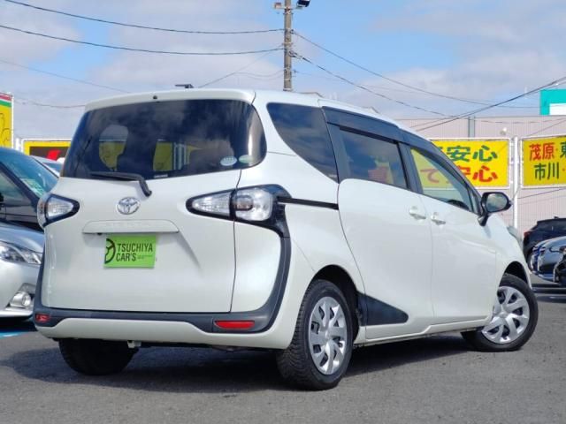 TOYOTA SIENTA 2017 Image 31