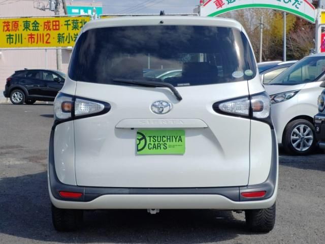 TOYOTA SIENTA 2017 Image 31