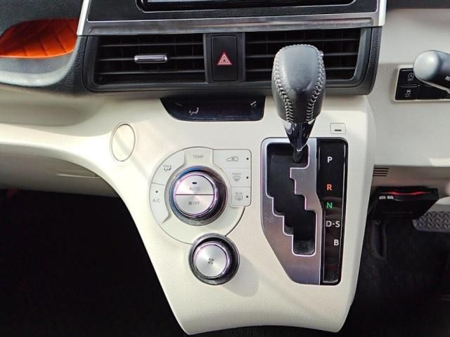 TOYOTA SIENTA 2017 Image 31