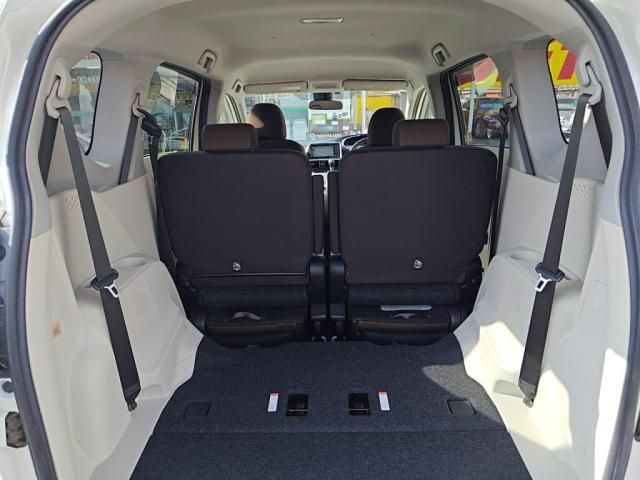 TOYOTA SIENTA 2017 Image 31