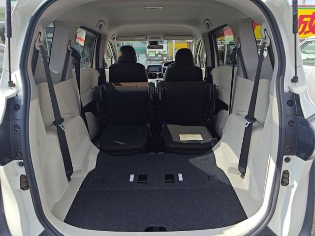 TOYOTA SIENTA 2017 Image 31