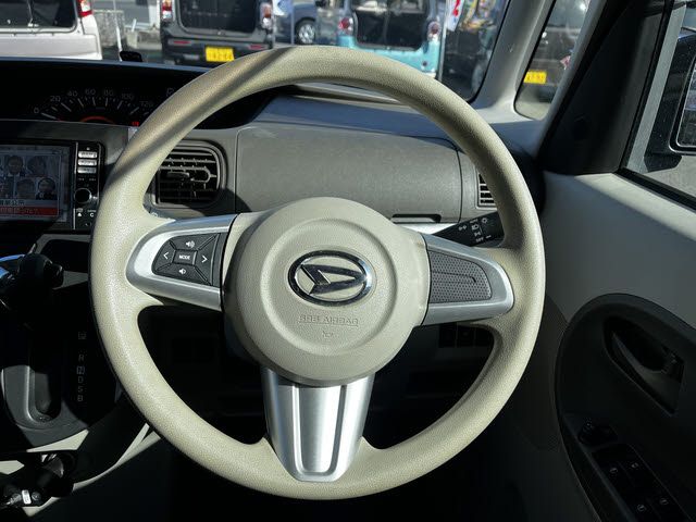 DAIHATSU TANTO 2014 Image 31