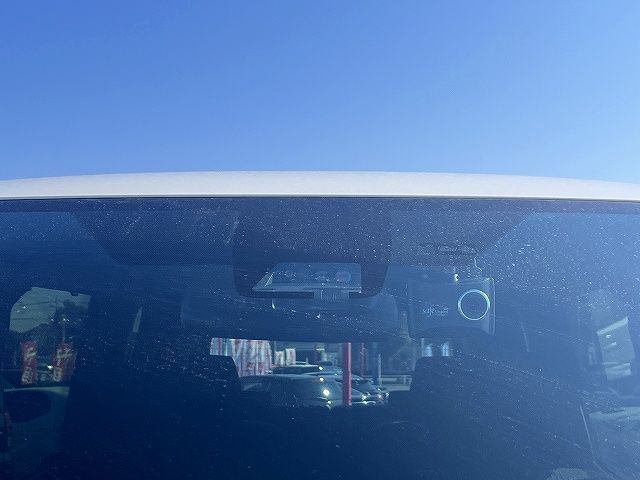 TOYOTA VOXY 2019 Image 31