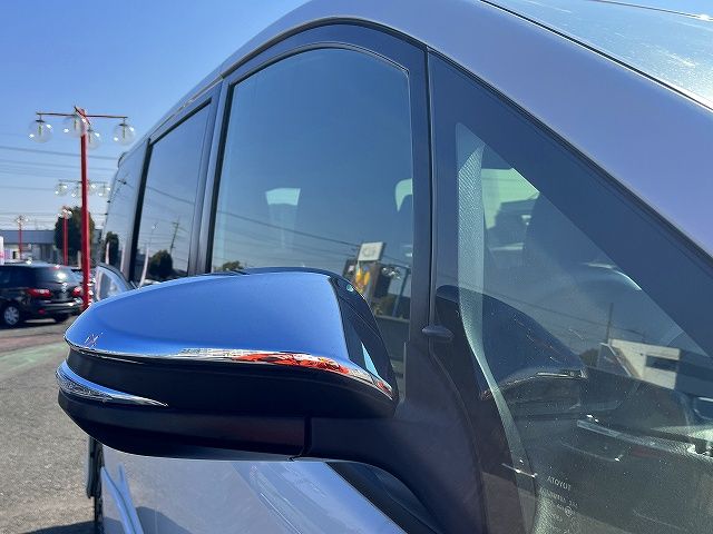 TOYOTA VOXY 2019 Image 31