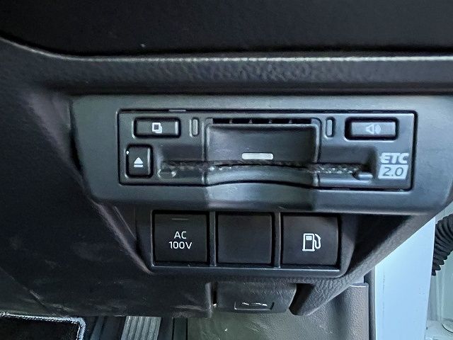 TOYOTA PRIUS 2023 Image 31