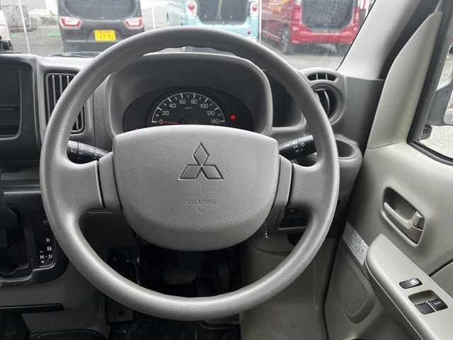 MITSUBISHI MINICAB VAN 4WD 2017 Image 31