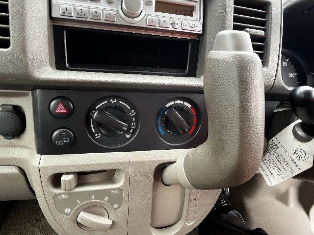 NISSAN NV100 CLIPPER 4WD 2014 Image 31