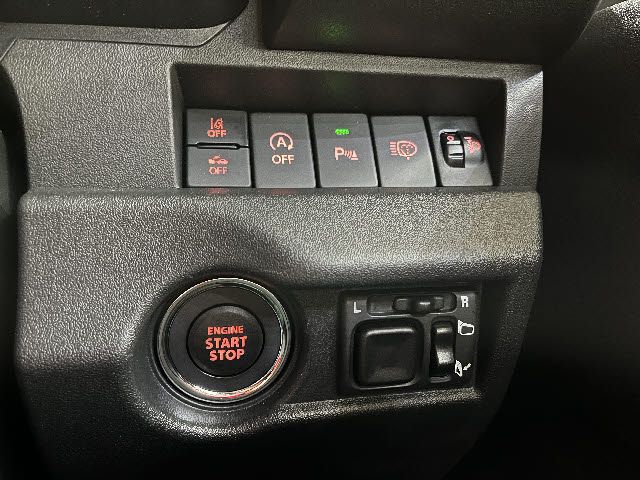 SUZUKI JIMNY NOMADE 2026 Image 31